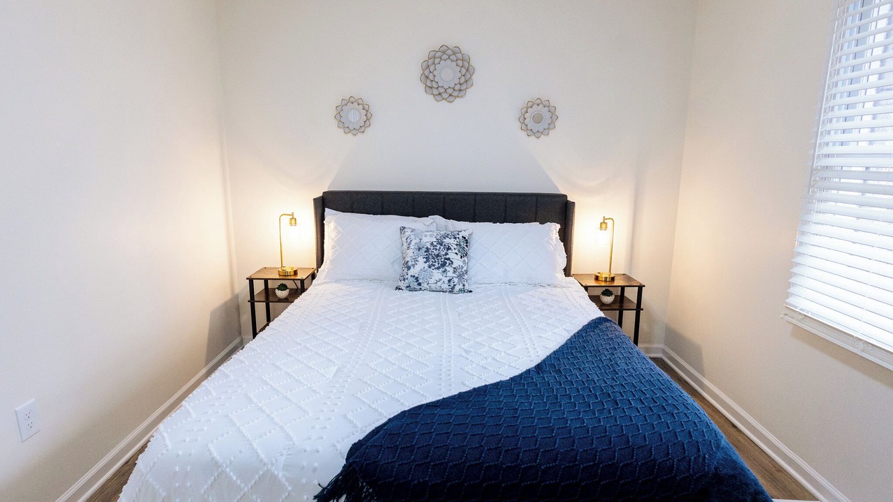 Photo of Bedroom in Miller Beach