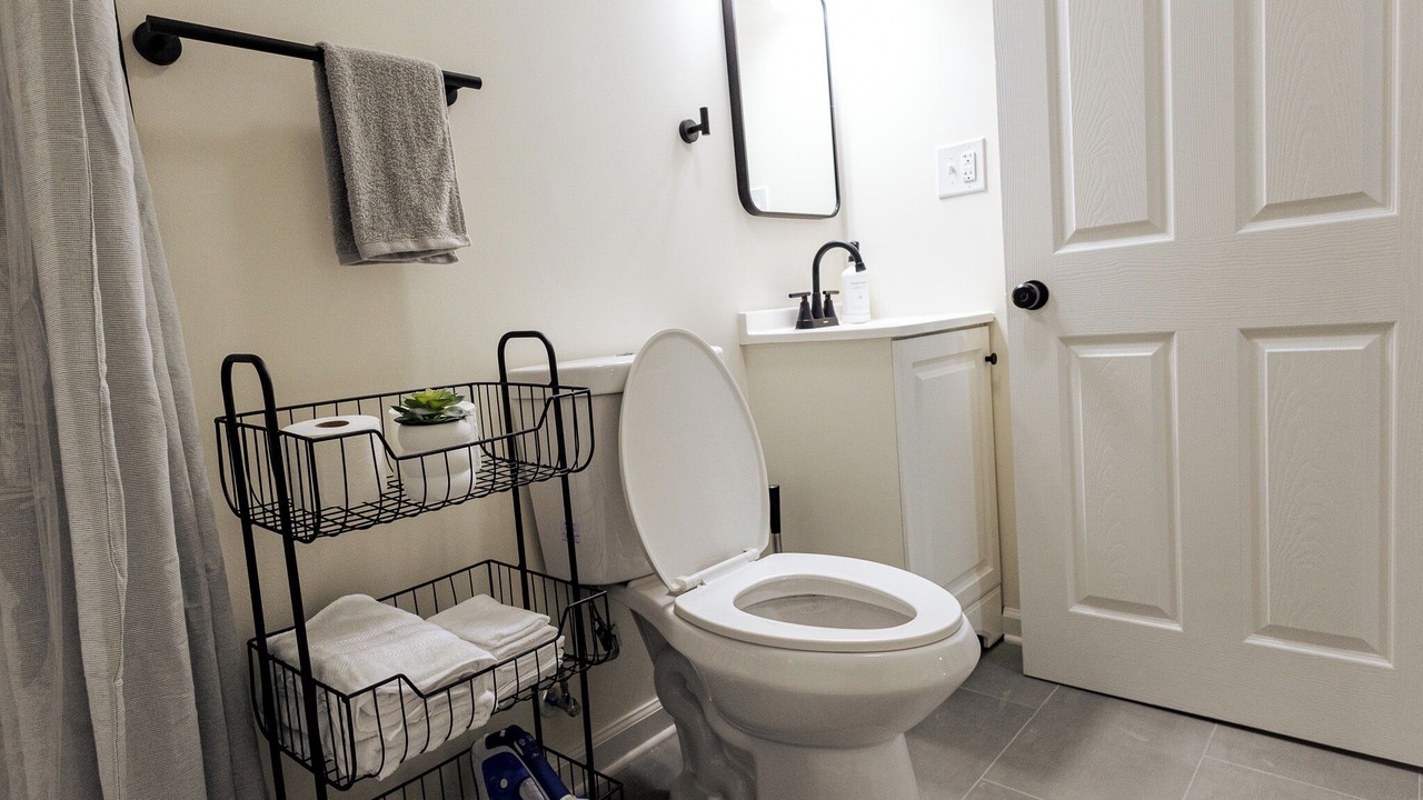 Photo of Bathroom in Miller Beach