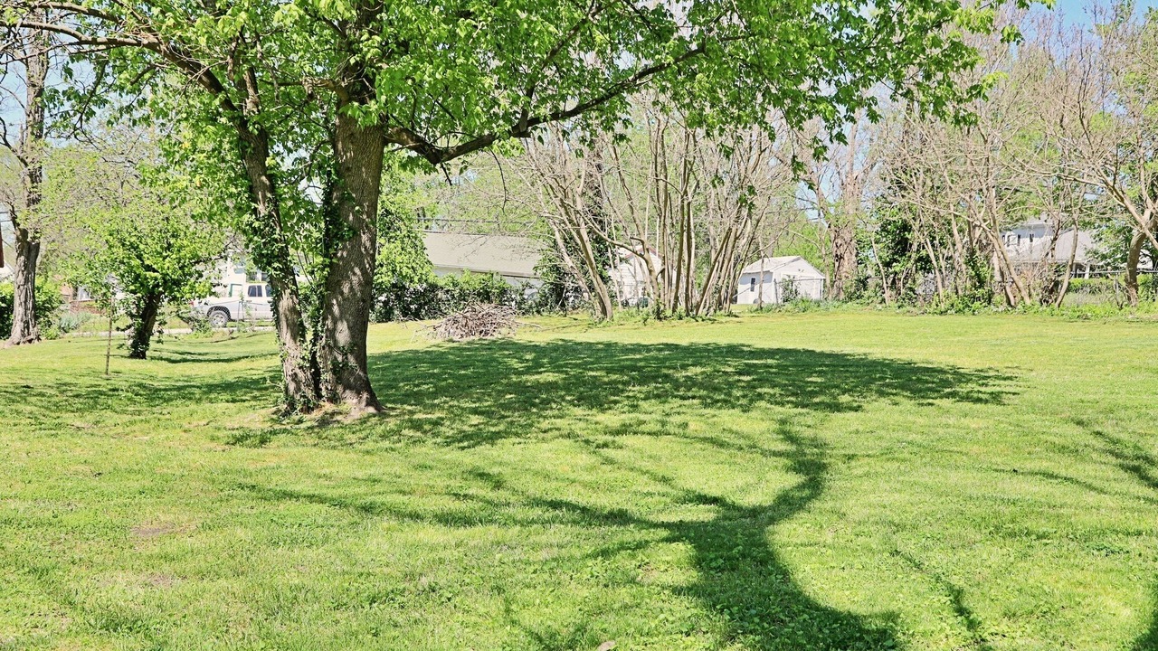 Photo of Outdoor in Ava