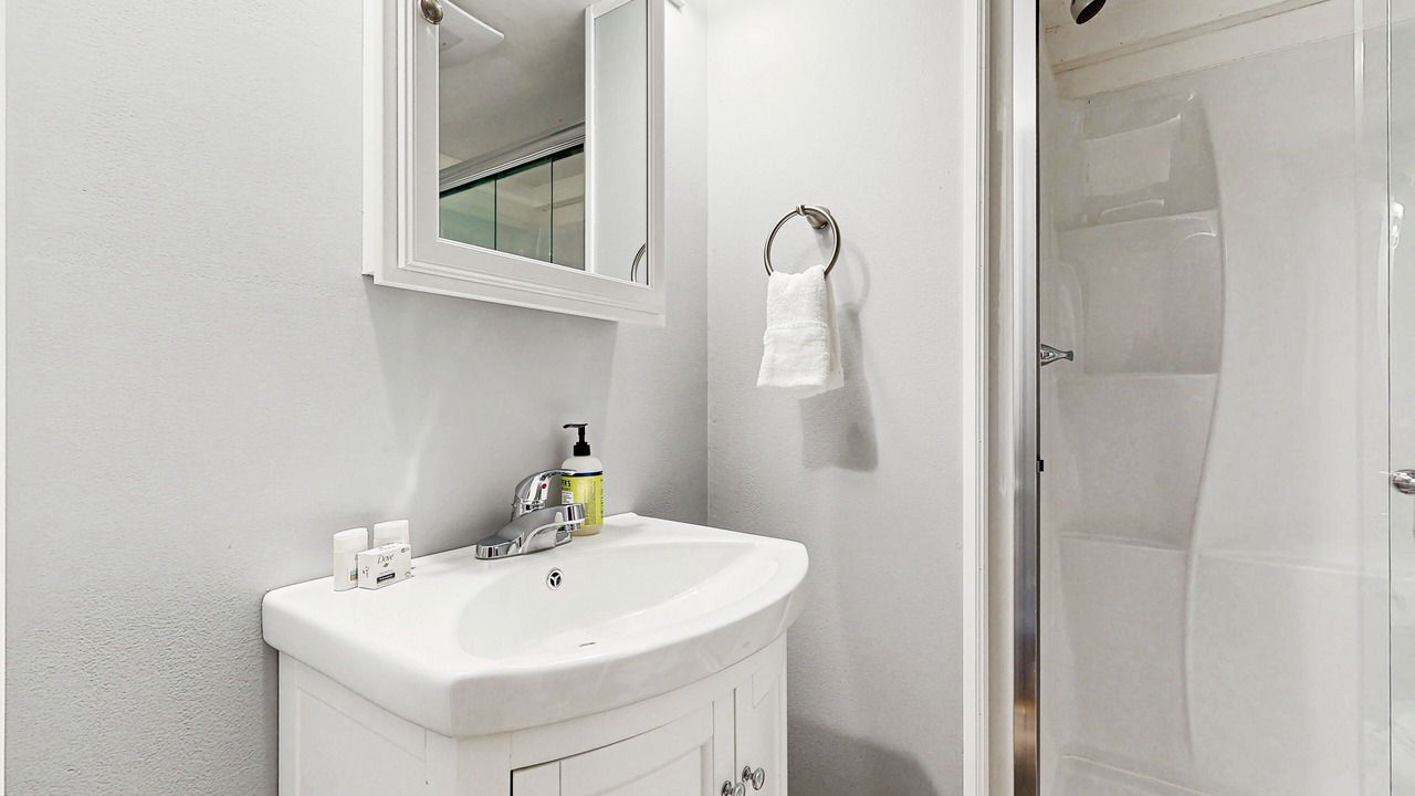 Photo of Bathroom in Bridgewater Corners