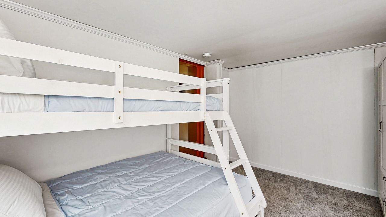 Photo of Bedroom in Bridgewater Corners