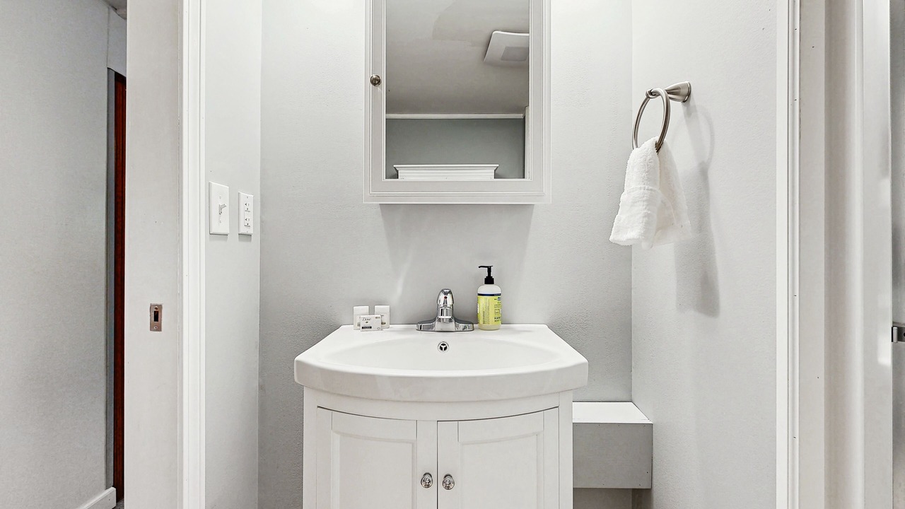 Photo of Bathroom in Bridgewater Corners