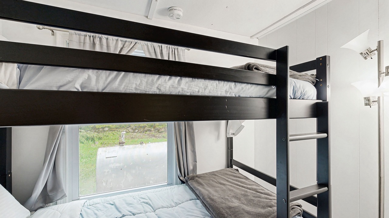 Photo of Bedroom in Bridgewater Corners