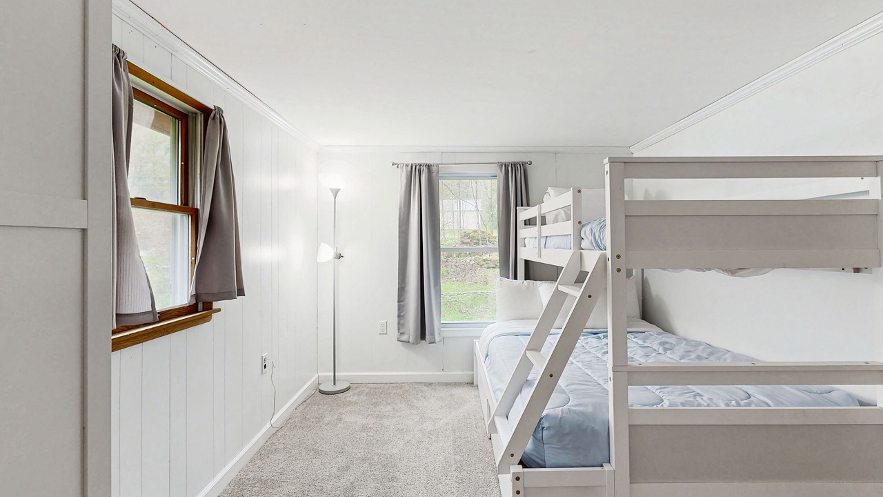 Photo of Bedroom in Bridgewater Corners