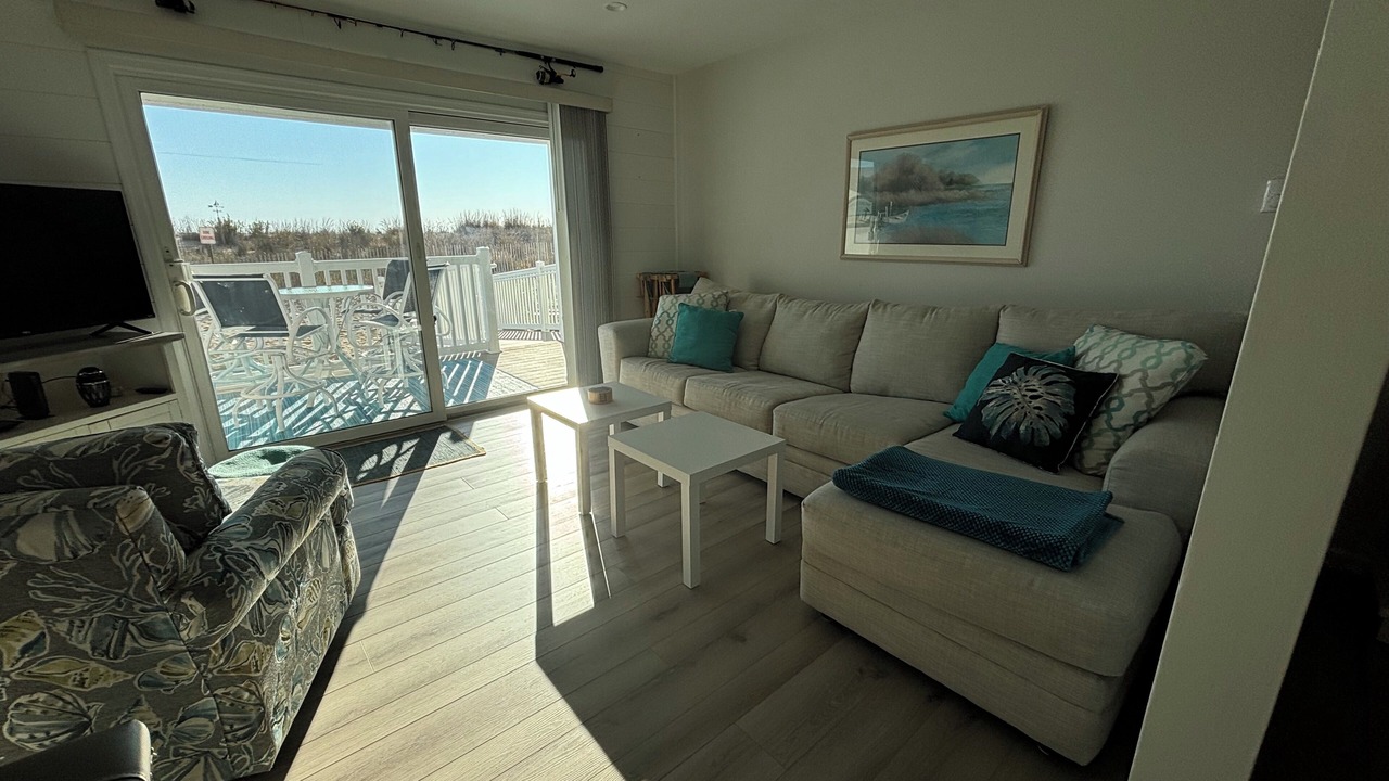 Photo of Livingroom in North Ocean City