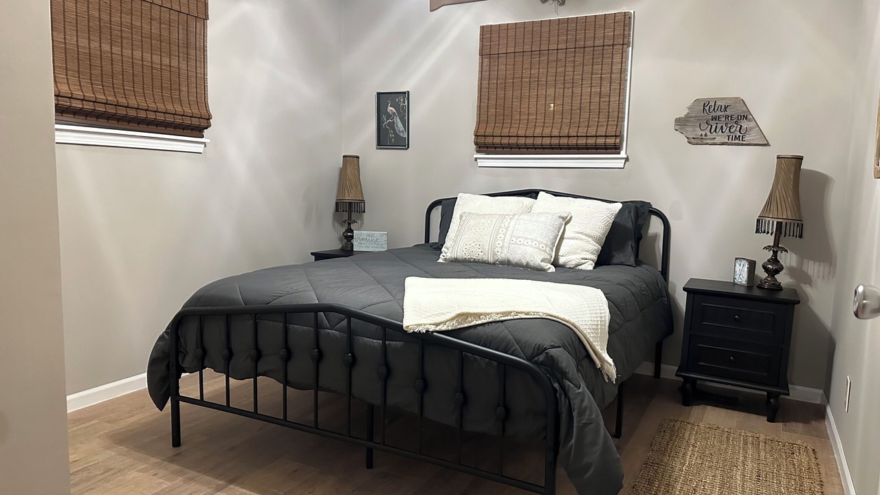 Photo of Bedroom in Tebbetts