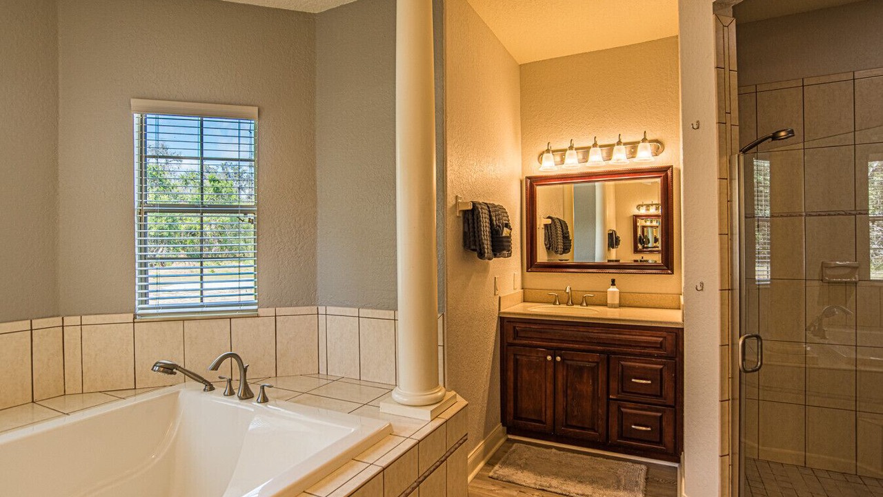 Photo of Bathroom in Hernando