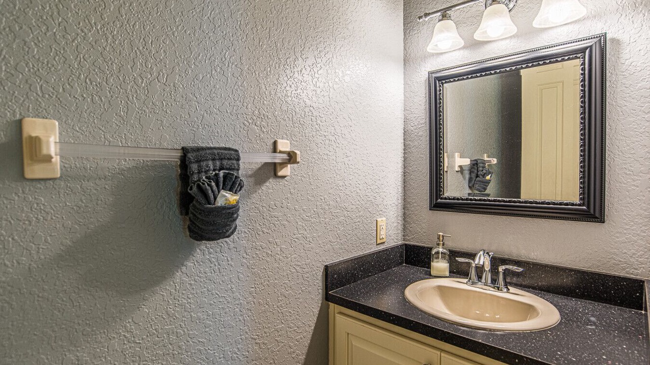 Photo of Bathroom in Hernando