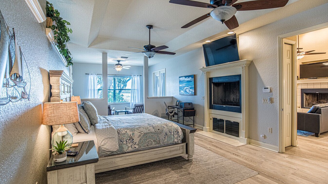 Photo of Bedroom in Hernando
