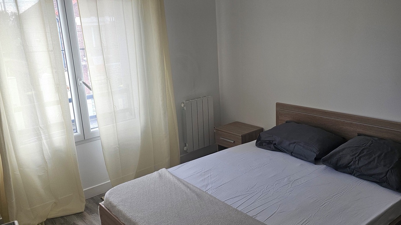 Photo of Bedroom in Drancy