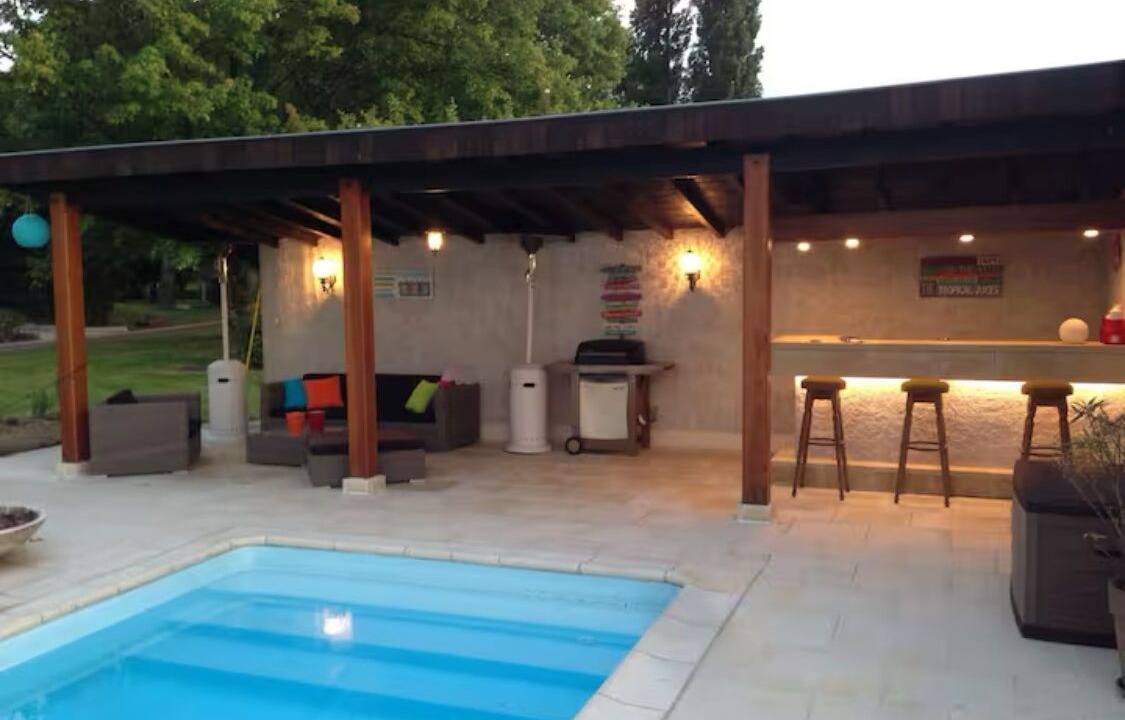 Photo of Outdoor in Agonges