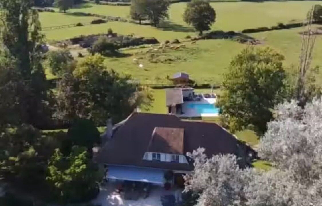 Photo of Outdoor in Agonges