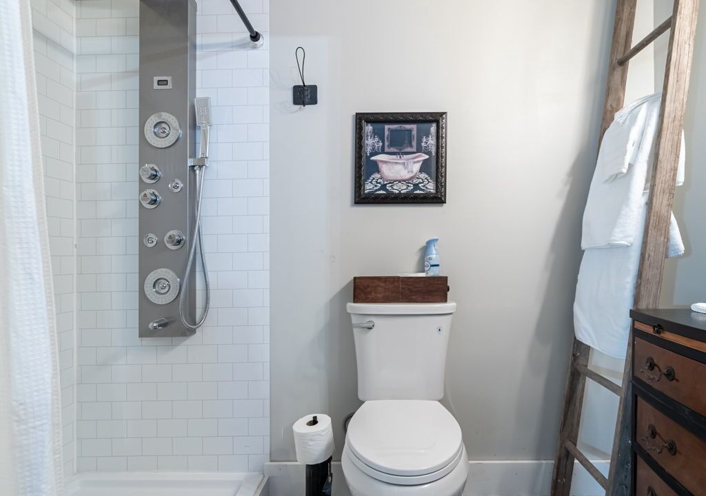 Photo of Bathroom in Marthasville