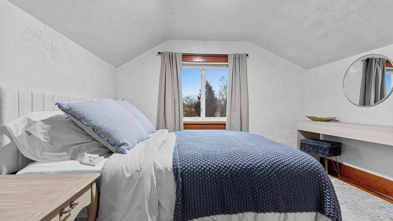 Photo of Bedroom in Suamico