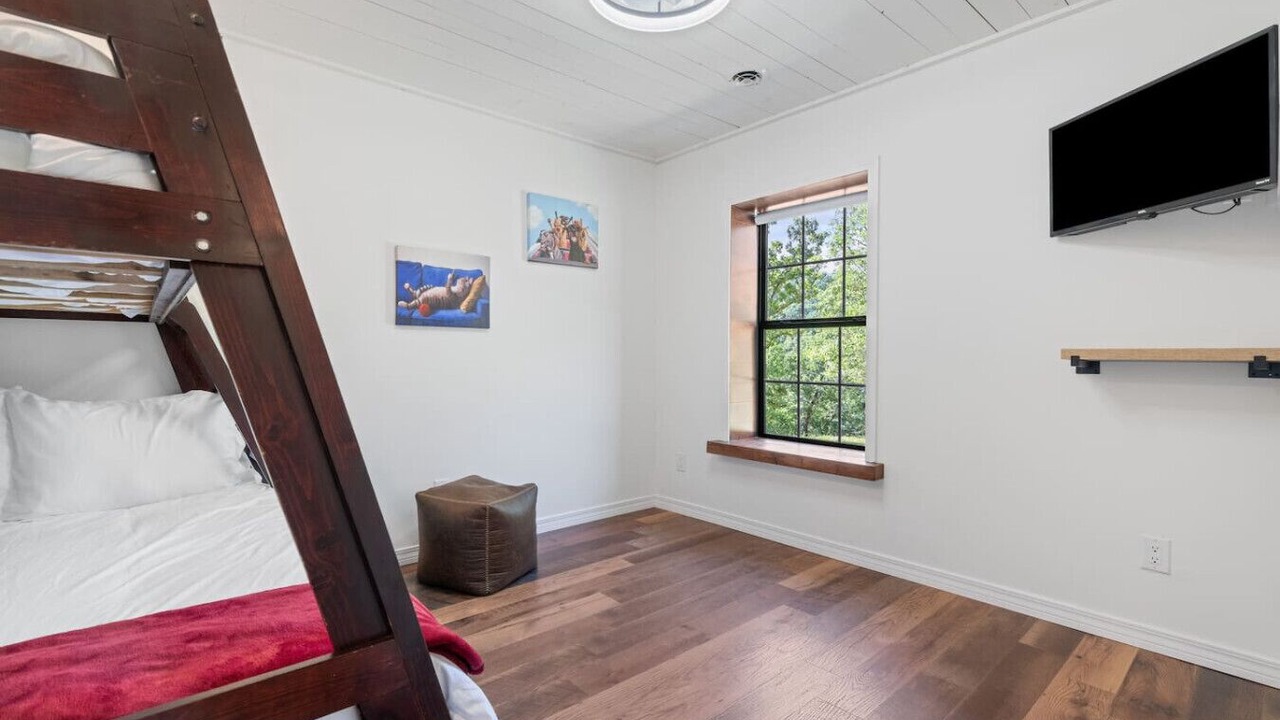 Photo of Bedroom in Muskogee