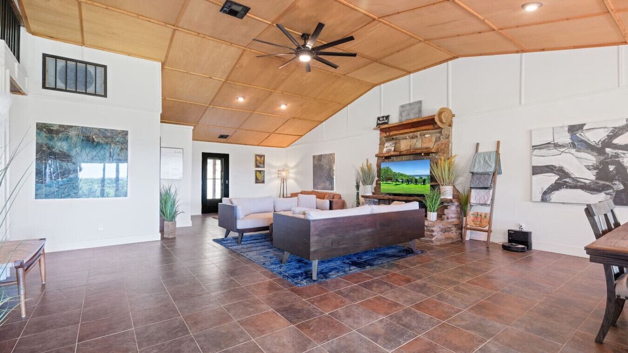 Photo of Livingroom in Muskogee