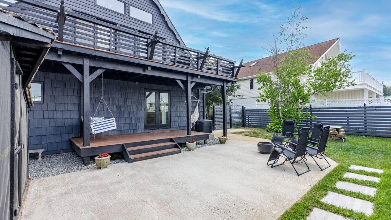Photo of Patio Balcony in Forked River