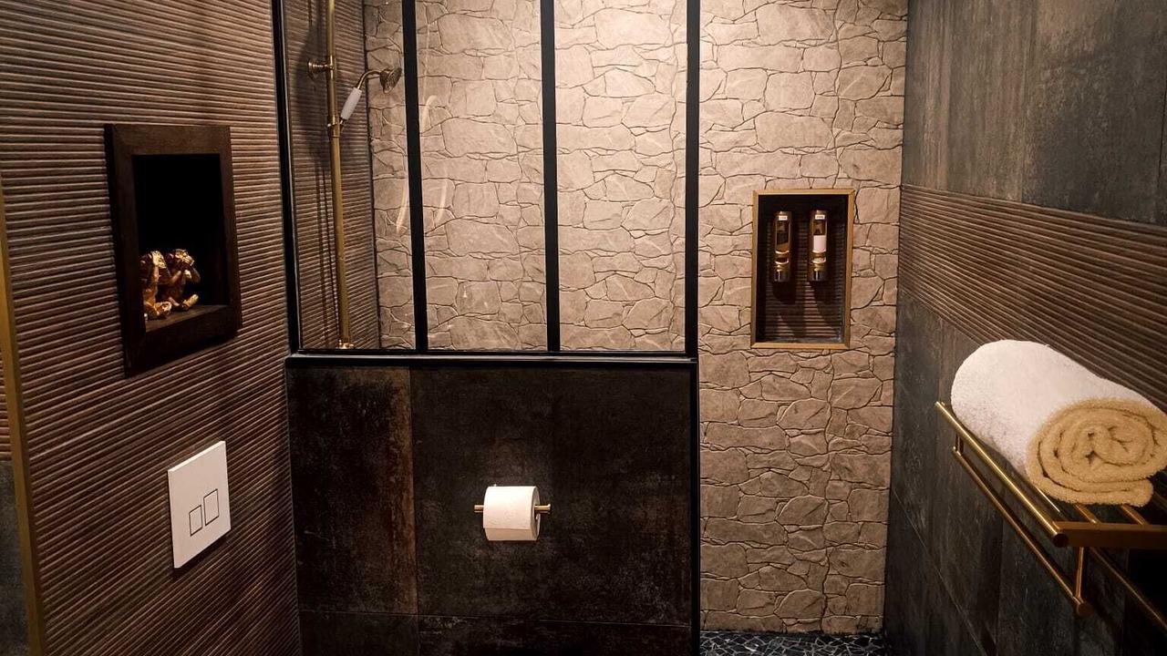 Photo of Bathroom in Charleval