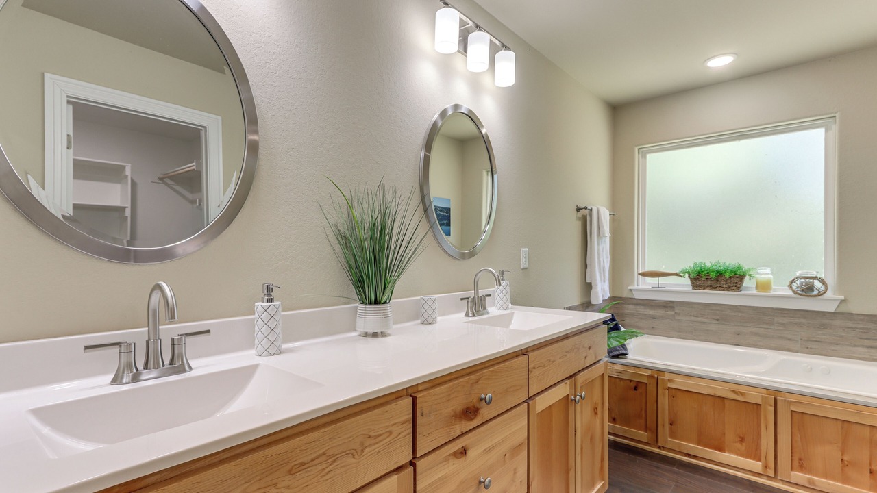 Photo of Bathroom in Holiday Island