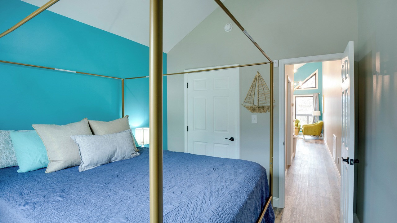 Photo of Bedroom in Guntersville