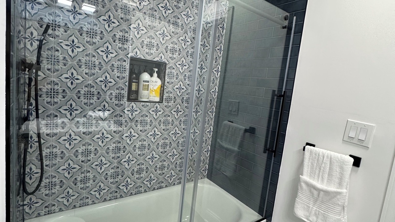 Photo of Bathroom in Woodridge