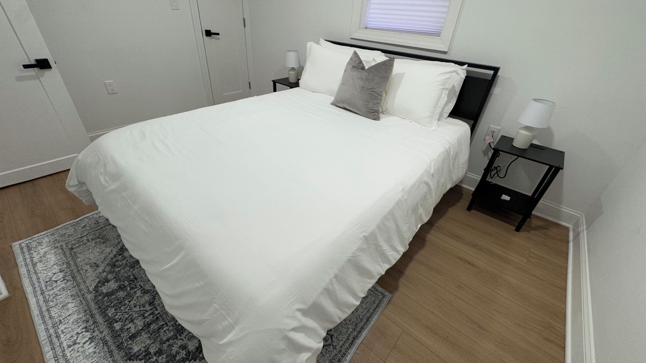 Photo of Bedroom in Woodridge