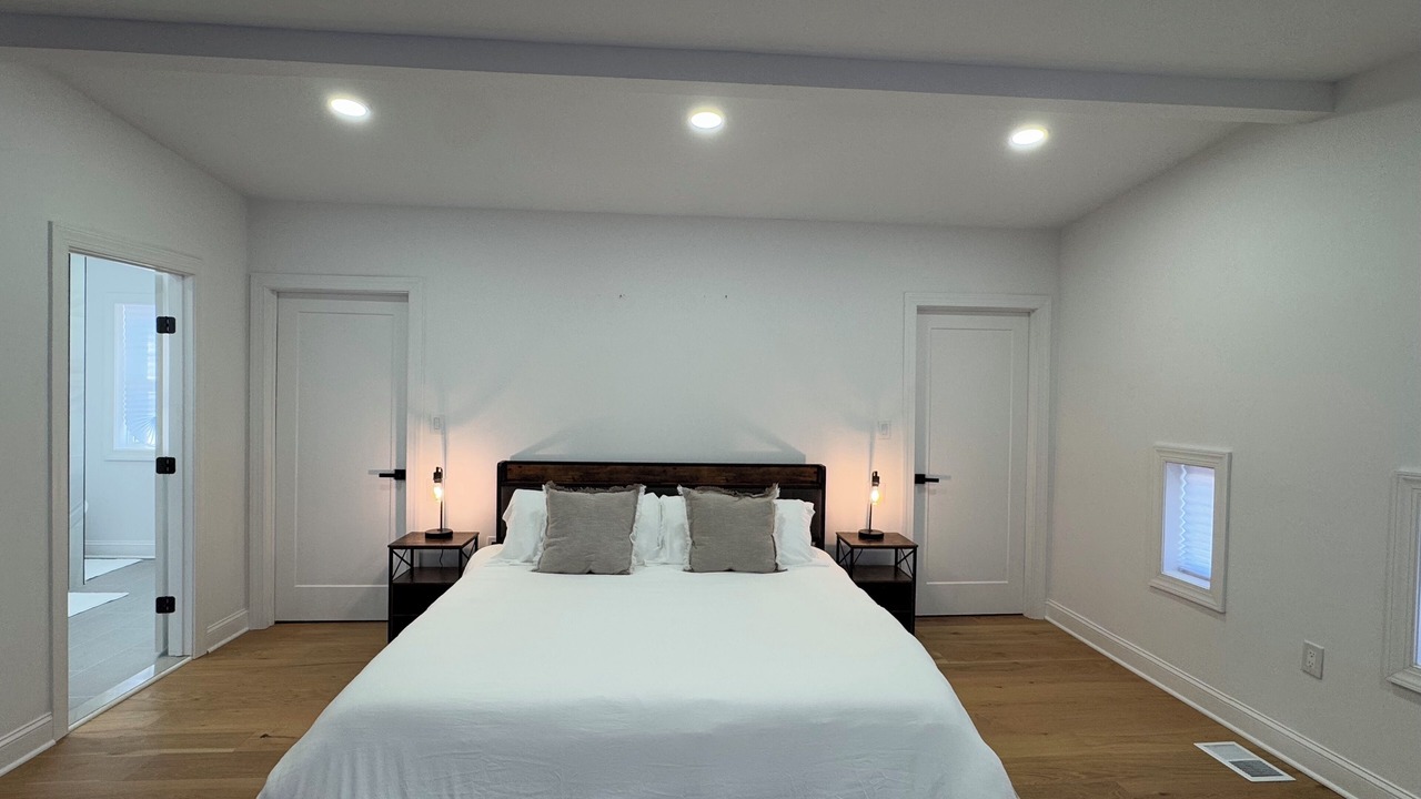 Photo of Bedroom in Woodridge