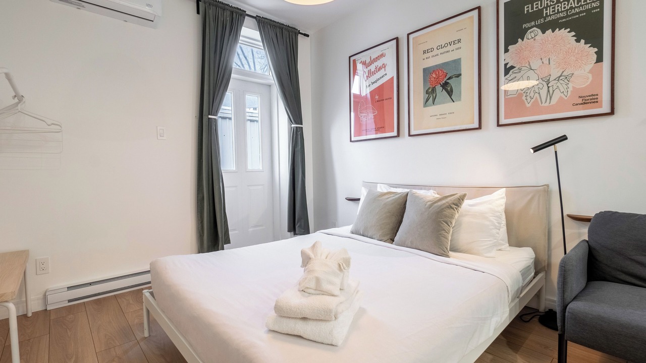 Photo of Bedroom in Plateau Mont Royal