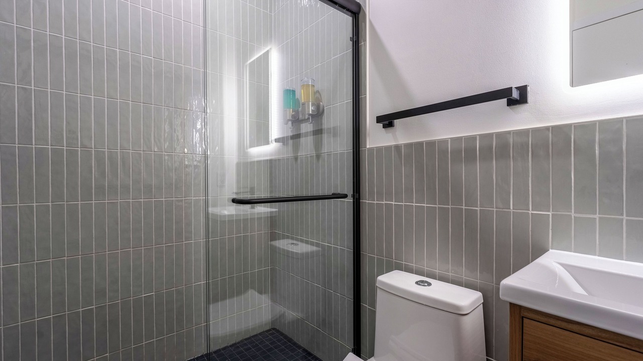 Photo of Bathroom in Plateau Mont Royal