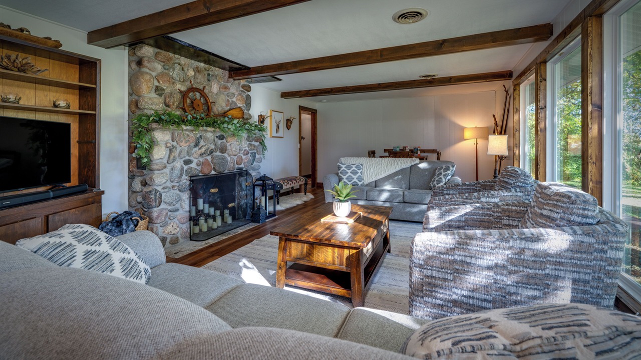 Photo of Livingroom in Indian River