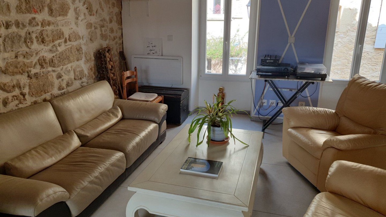 Photo of Livingroom in Jouques
