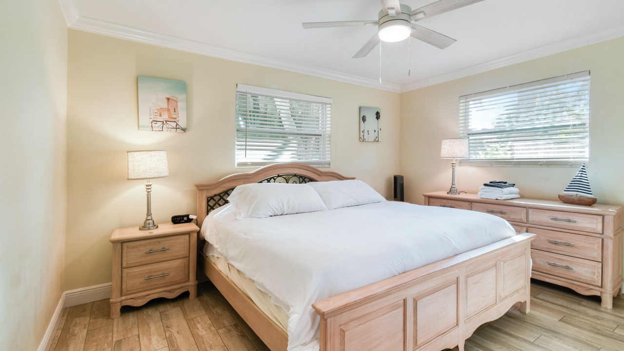 Photo of Bedroom in Tequesta