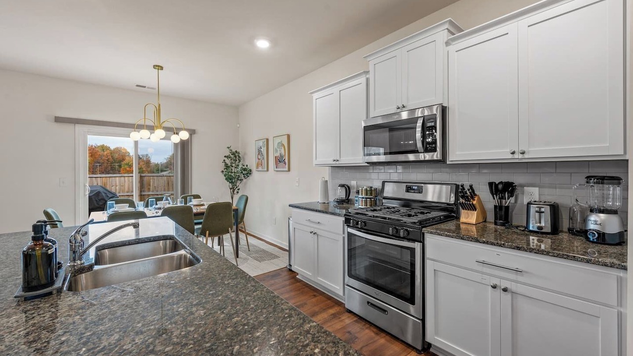 Photo of Kitchen in Ashley Oaks