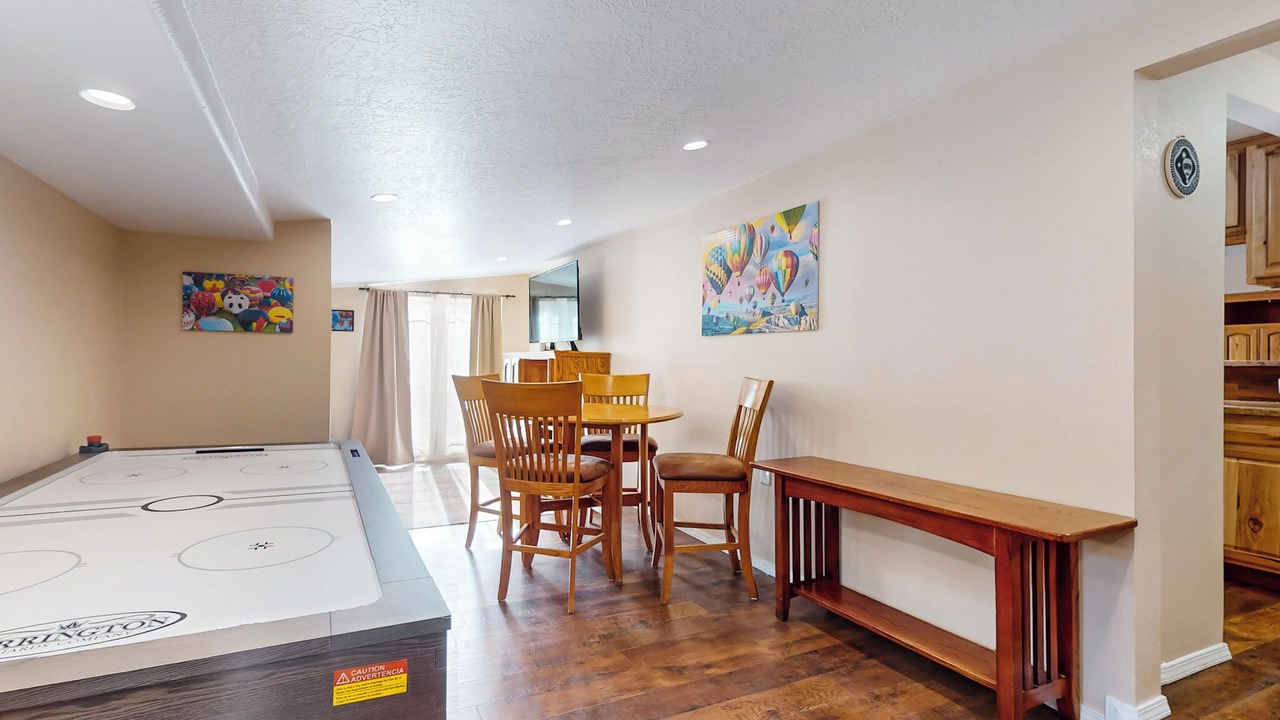 Photo of Bedroom in Jade Park