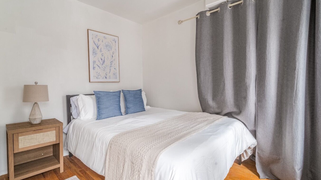 Photo of Bedroom in Midtown East