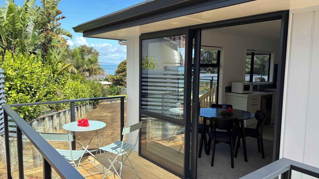 Photo of Outdoor in Whakatete Bay