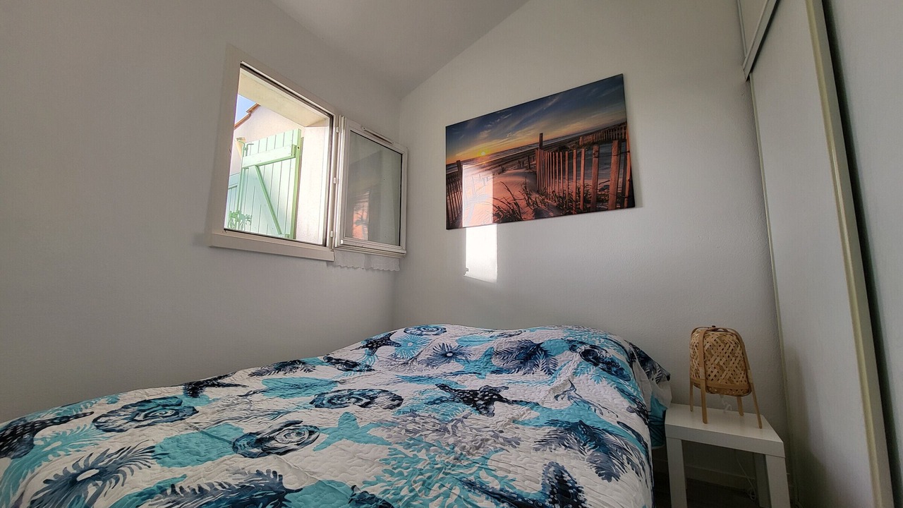 Photo of Bedroom in Saint-Michel-Chef-Chef