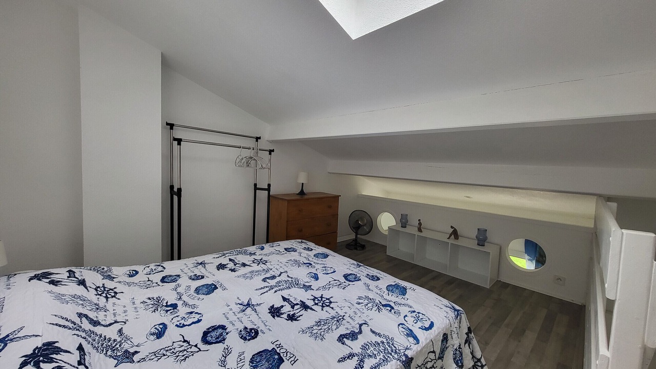 Photo of Bedroom in Saint-Michel-Chef-Chef