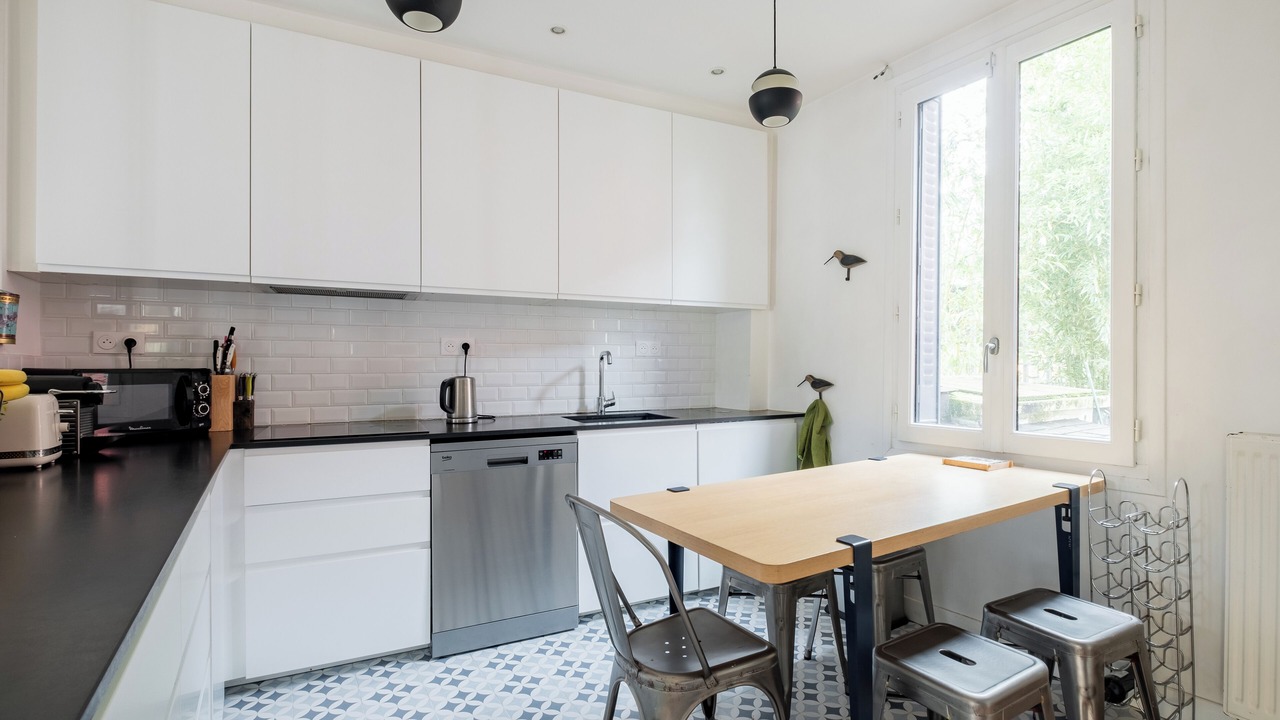 Photo of Kitchen in Republique–Point-du-Jour