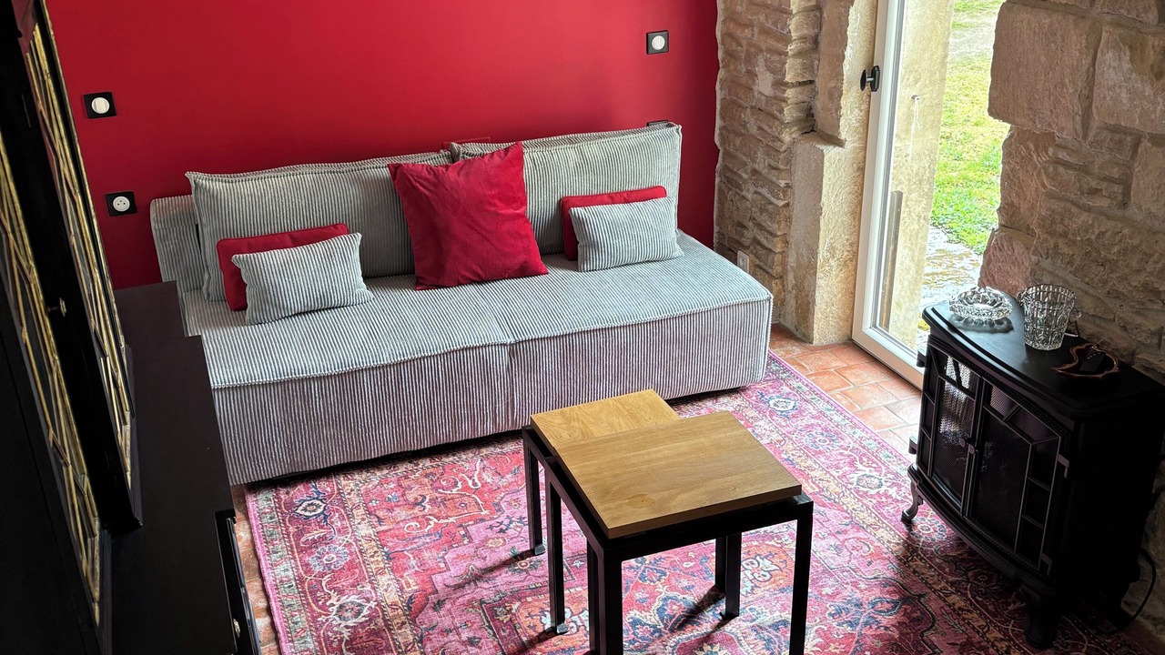 Photo of Livingroom in LIsle-sur-Serein