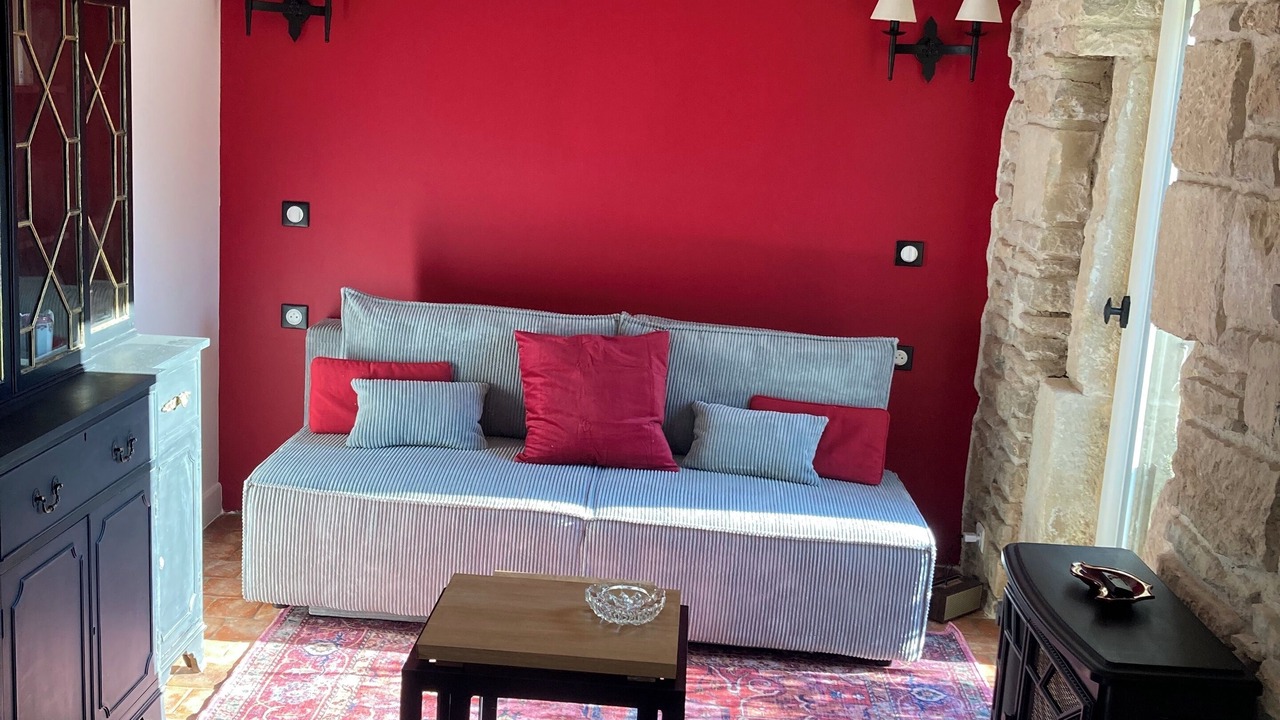 Photo of Livingroom in LIsle-sur-Serein