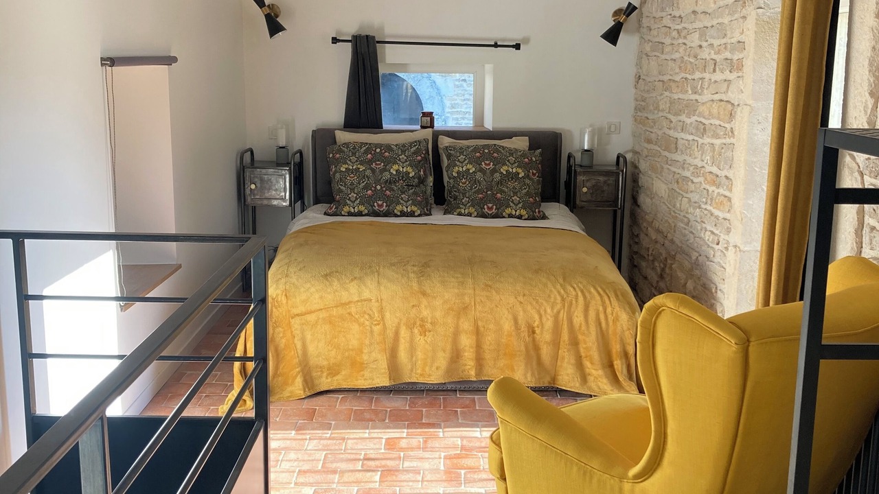 Photo of Bedroom in LIsle-sur-Serein
