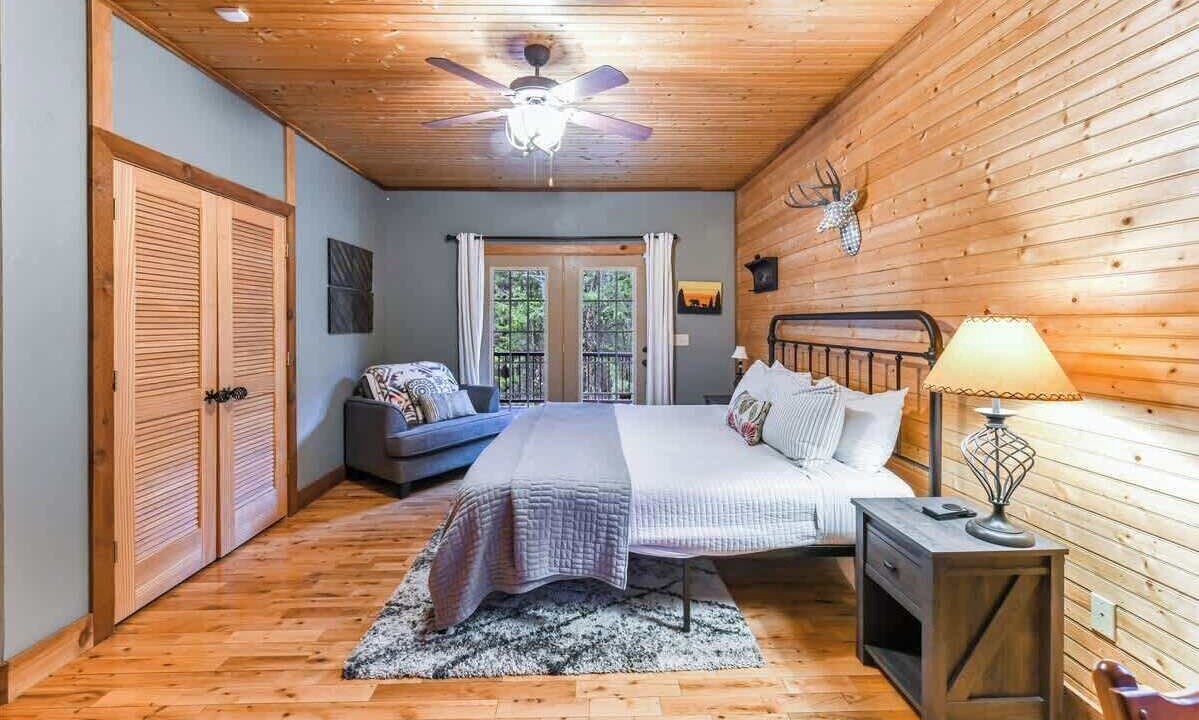 Photo of Bedroom in Dandridge