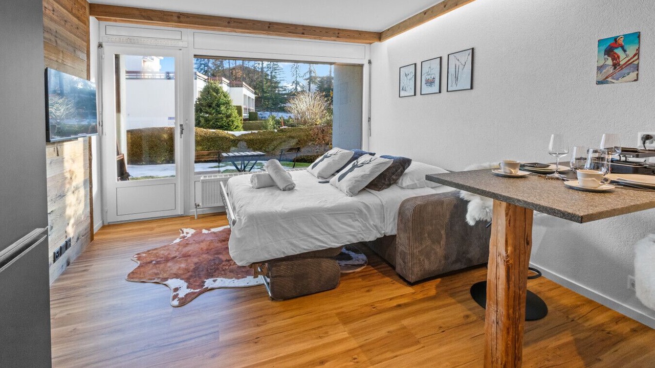 Photo of Bedroom in Noes