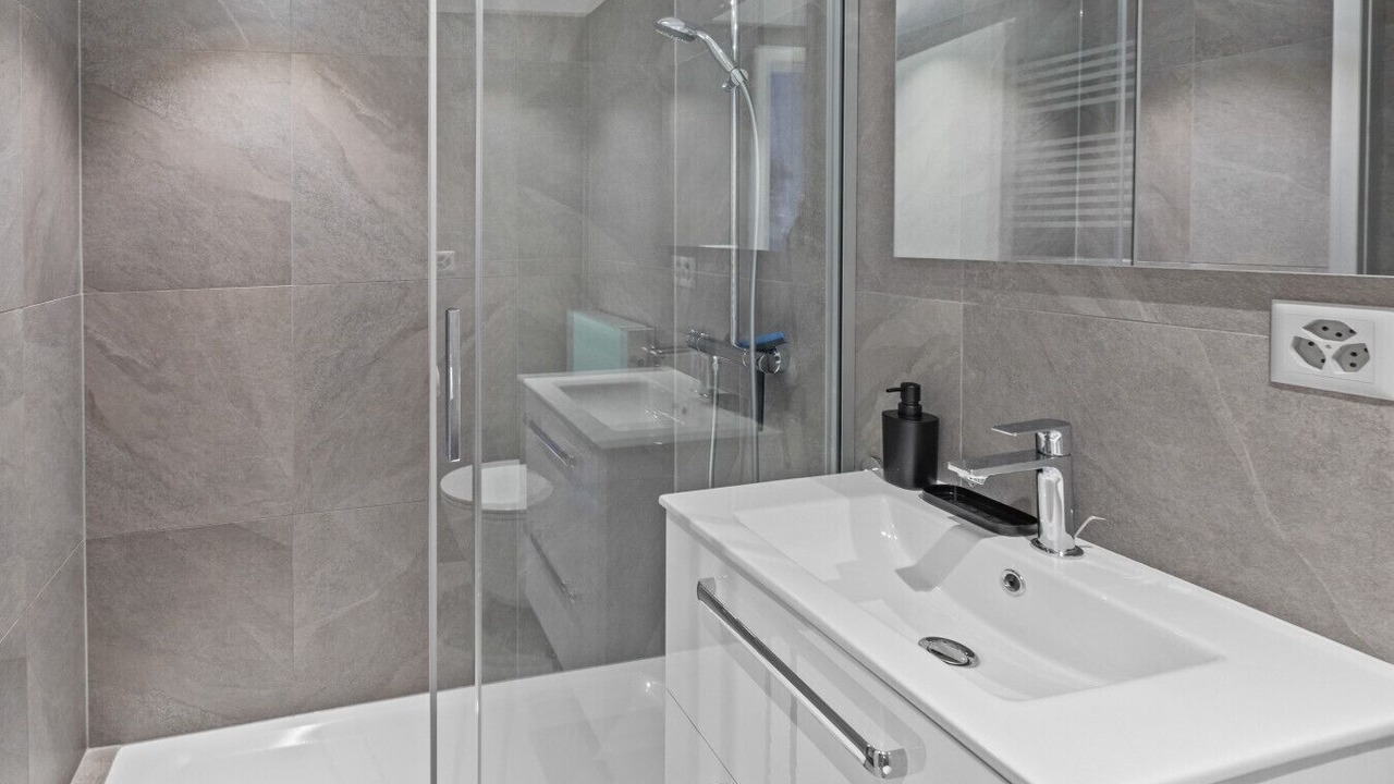 Photo of Bathroom in Noes