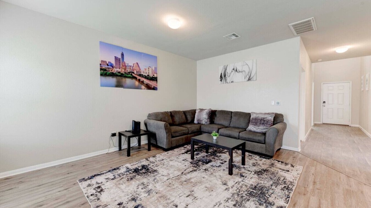 Photo of Livingroom in Austin
