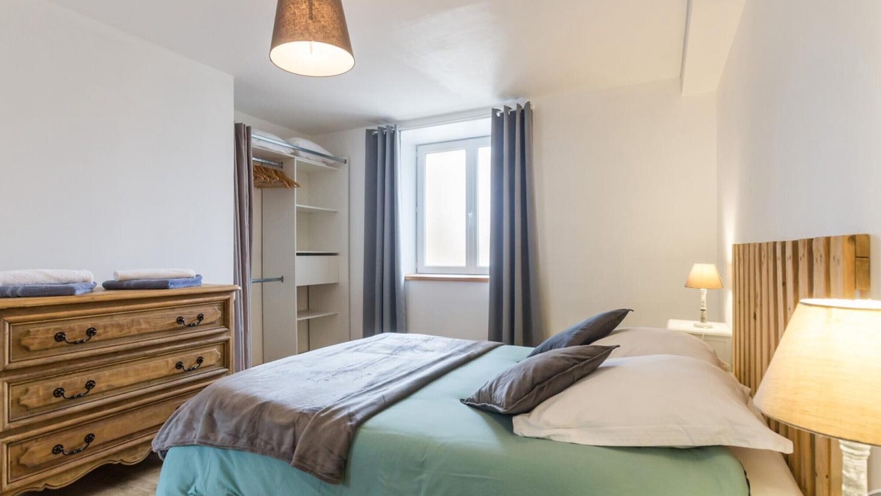 Photo of Bedroom in Besneville