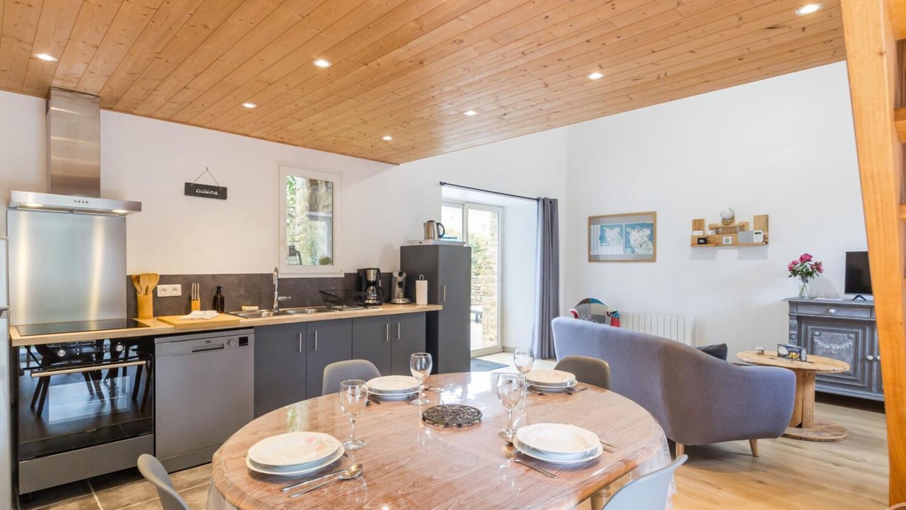 Photo of Others in Besneville