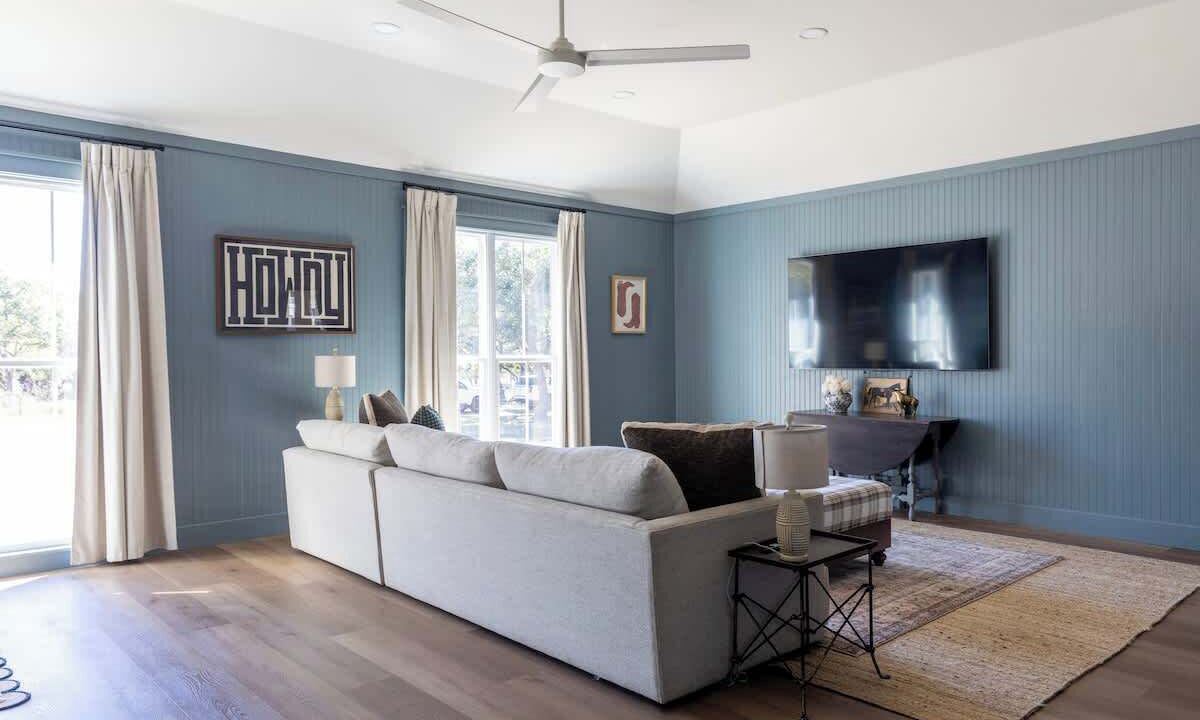Photo of Livingroom in La Grange