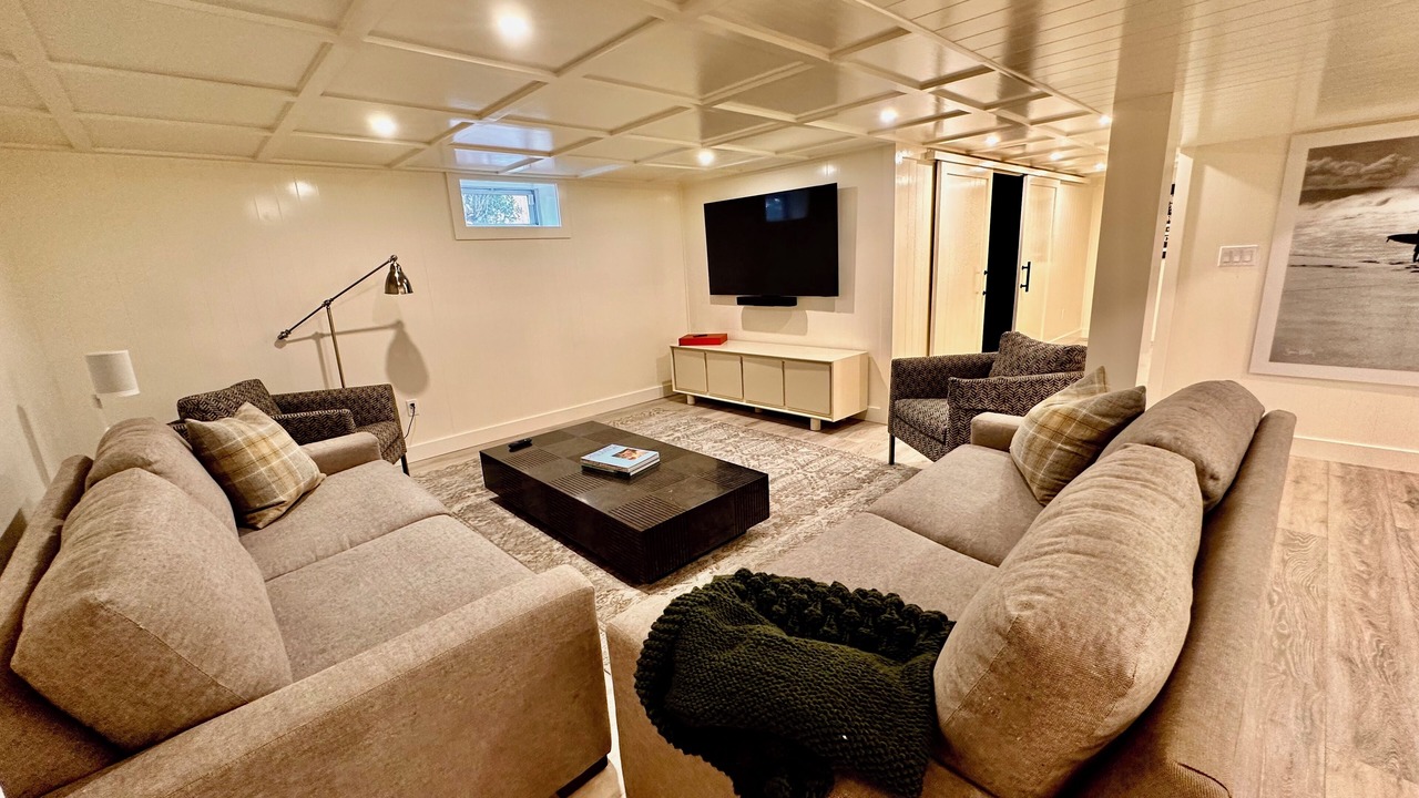 Photo of Livingroom in Deerfield